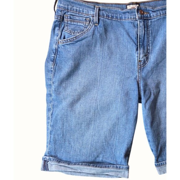 Levi's 515 Bermuda Mid Rise Denim Blue Jean Shorts Women's Plus Size 16 - Picture 3 of 9